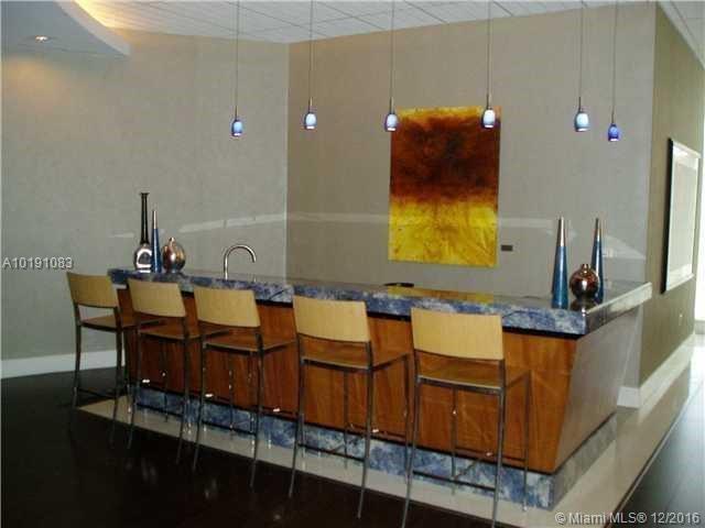 Residences On Hollywood B - Residential Lease