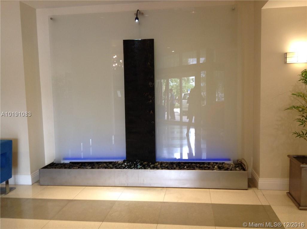 Residences On Hollywood B - Residential Lease