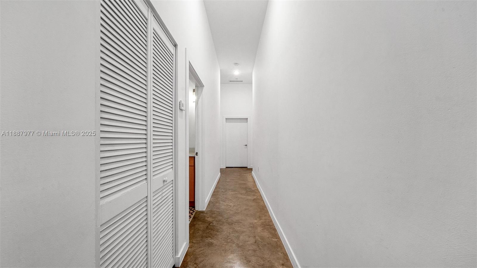 CITY OF MIAMI SOUTH - Residential Lease