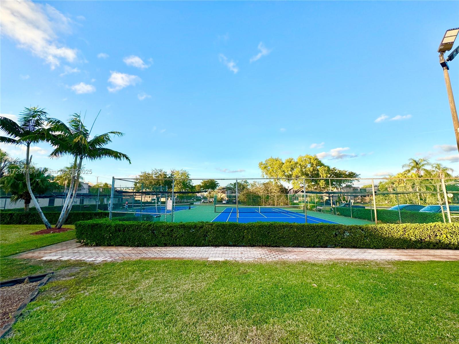 Flamingo Villas - Residential
