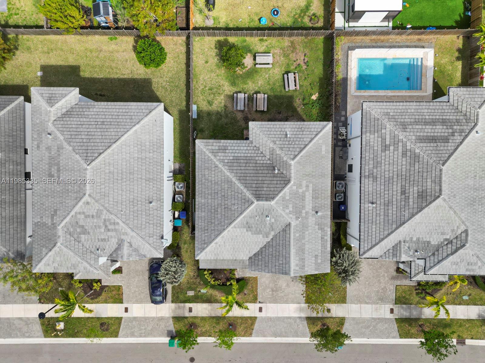 PINE ISLE - Residential