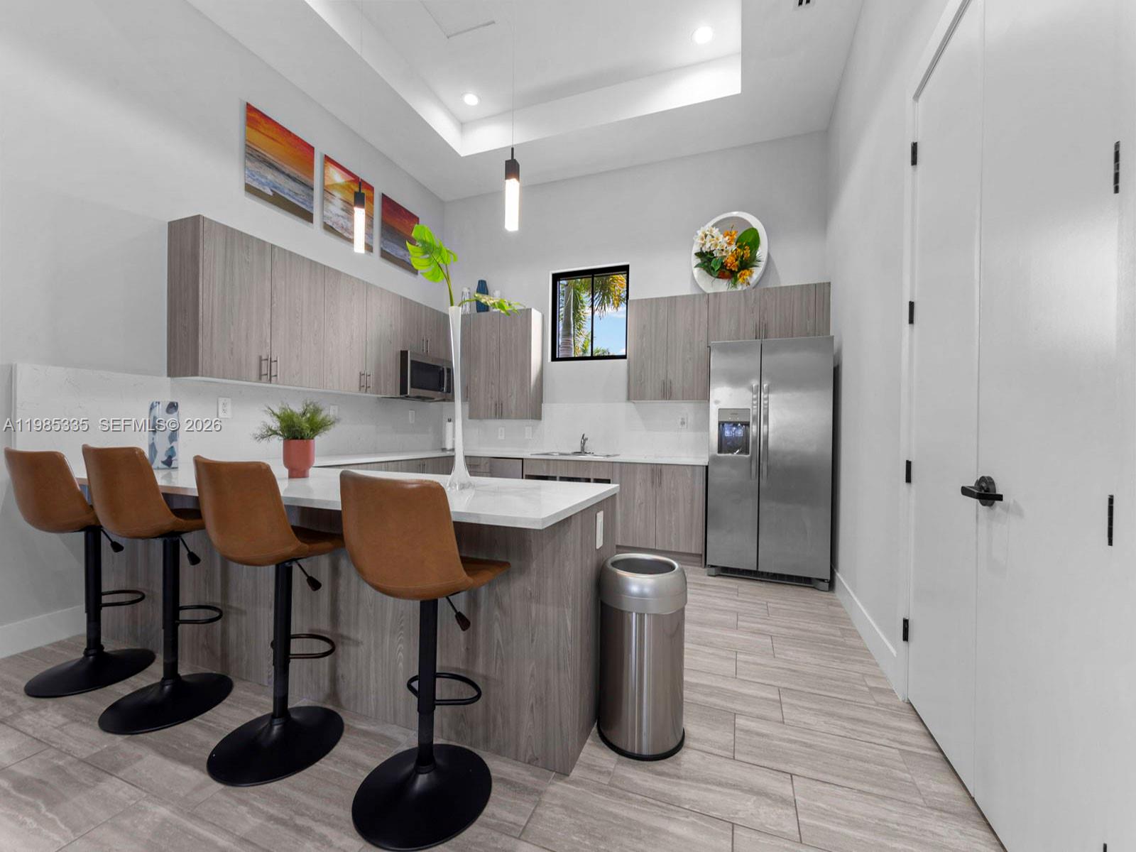 PINE ISLE - Residential