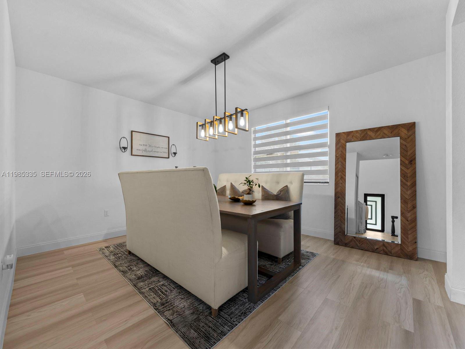 PINE ISLE - Residential