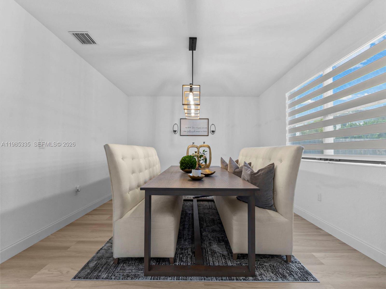 PINE ISLE - Residential