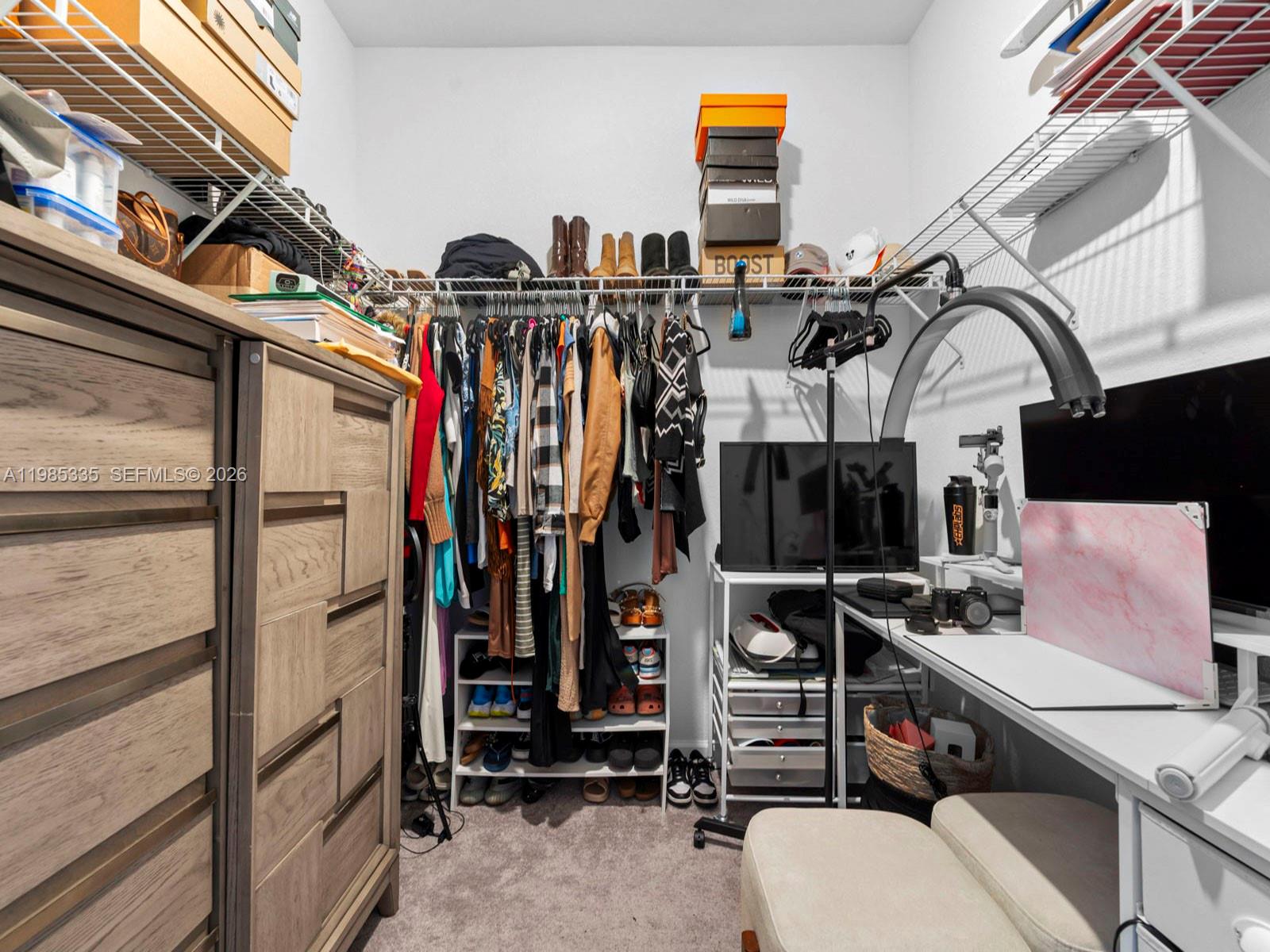 PINE ISLE - Residential