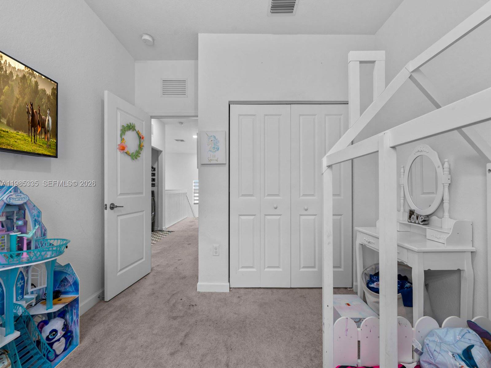 PINE ISLE - Residential