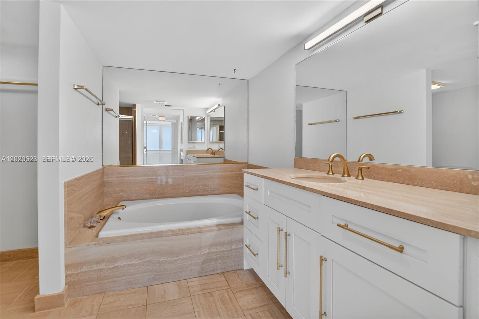 SEA RANCH CLUB OF BOCA II - Residential