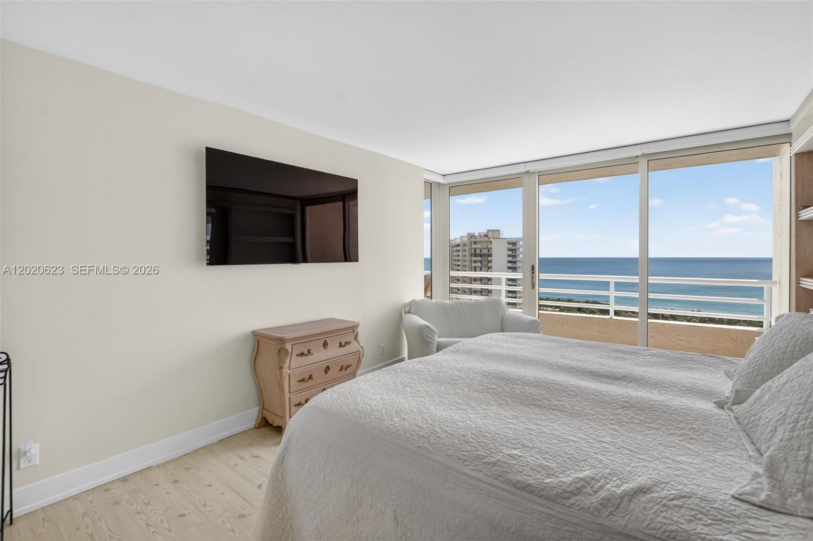 SEA RANCH CLUB OF BOCA II - Residential