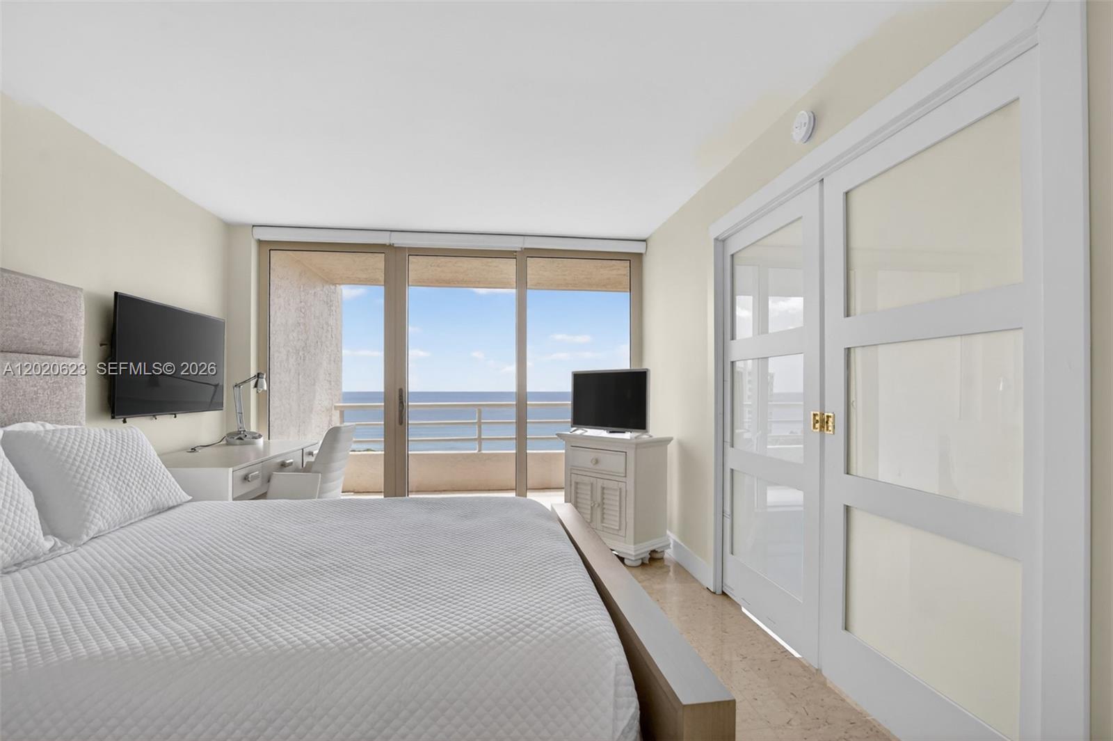 SEA RANCH CLUB OF BOCA II - Residential
