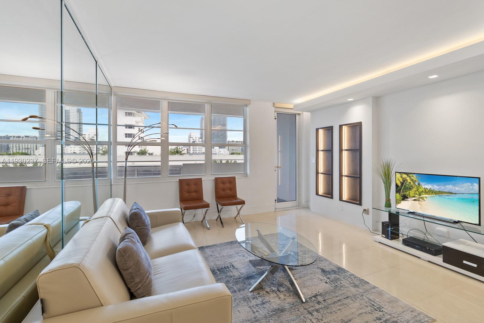 THE DECOPLAGE CONDO - Residential Lease