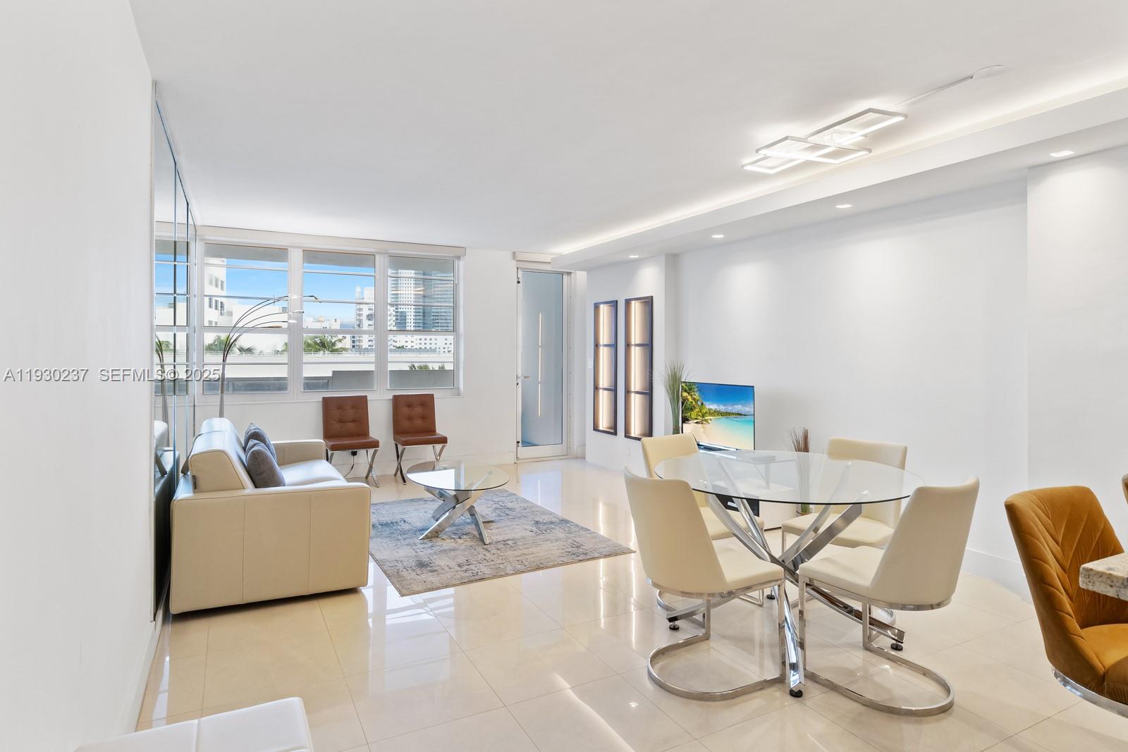 THE DECOPLAGE CONDO - Residential Lease