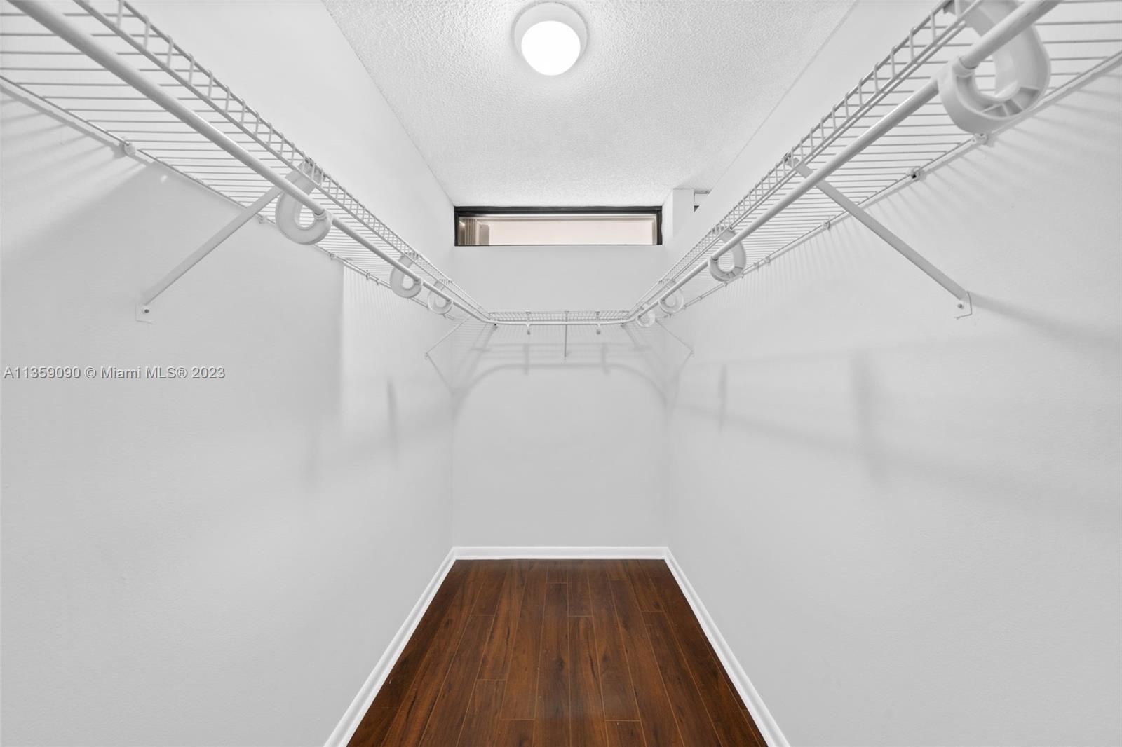 HARVEST SECTION FOUR COND - Residential