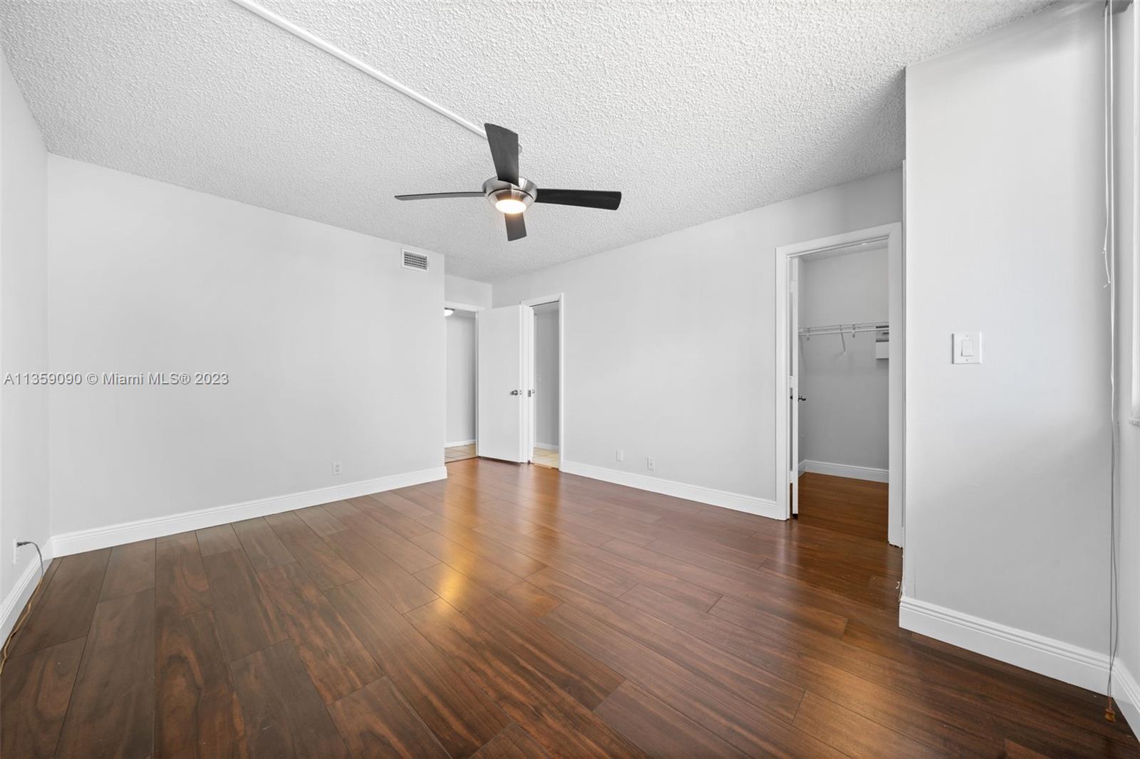 HARVEST SECTION FOUR COND - Residential