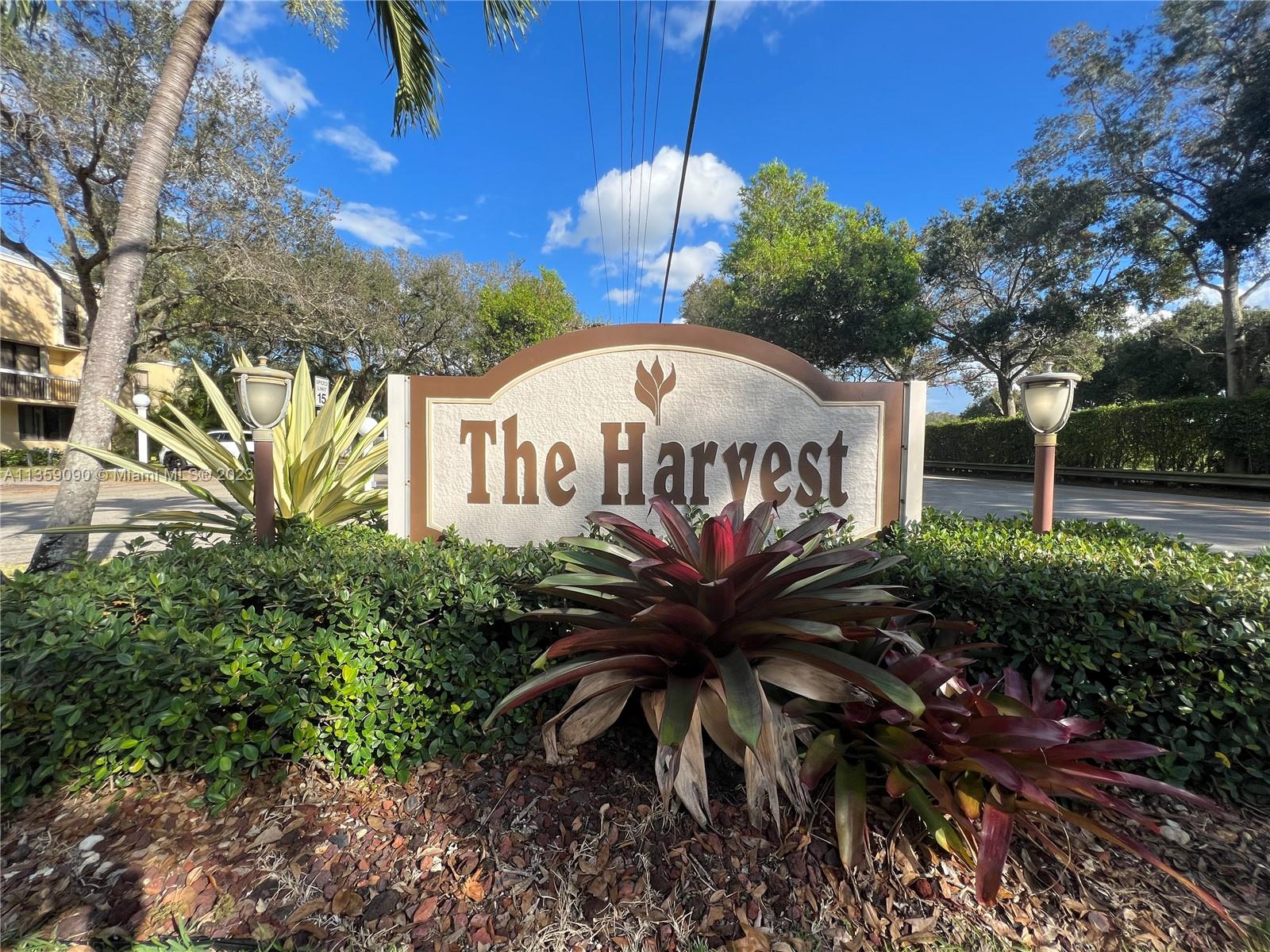HARVEST SECTION FOUR COND - Residential