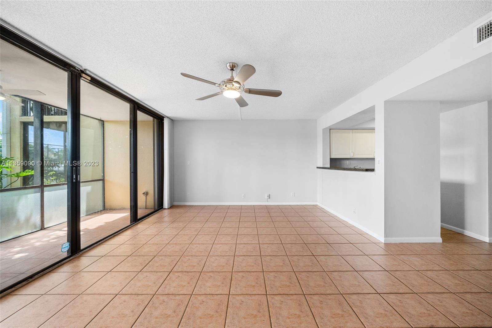 HARVEST SECTION FOUR COND - Residential