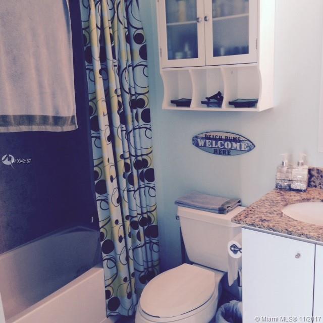 METROPOLIS I AT DADELAND - Residential Lease