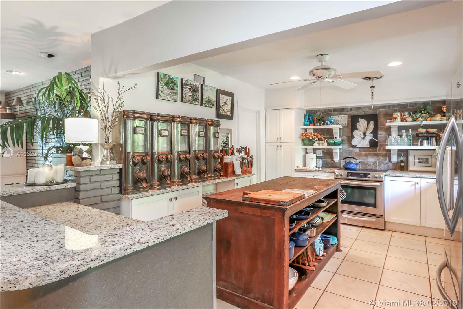 SUNNY ACRES - Residential