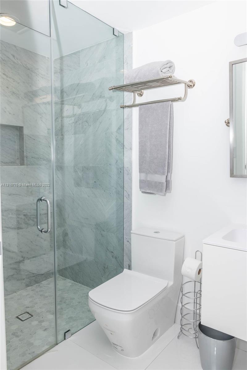 SEASIDE CONDO - Residential