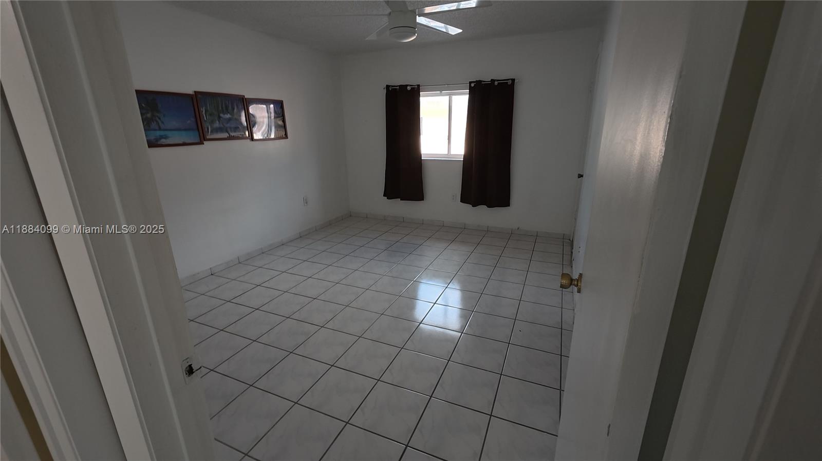 EL PRADO XVI CONDO - Residential