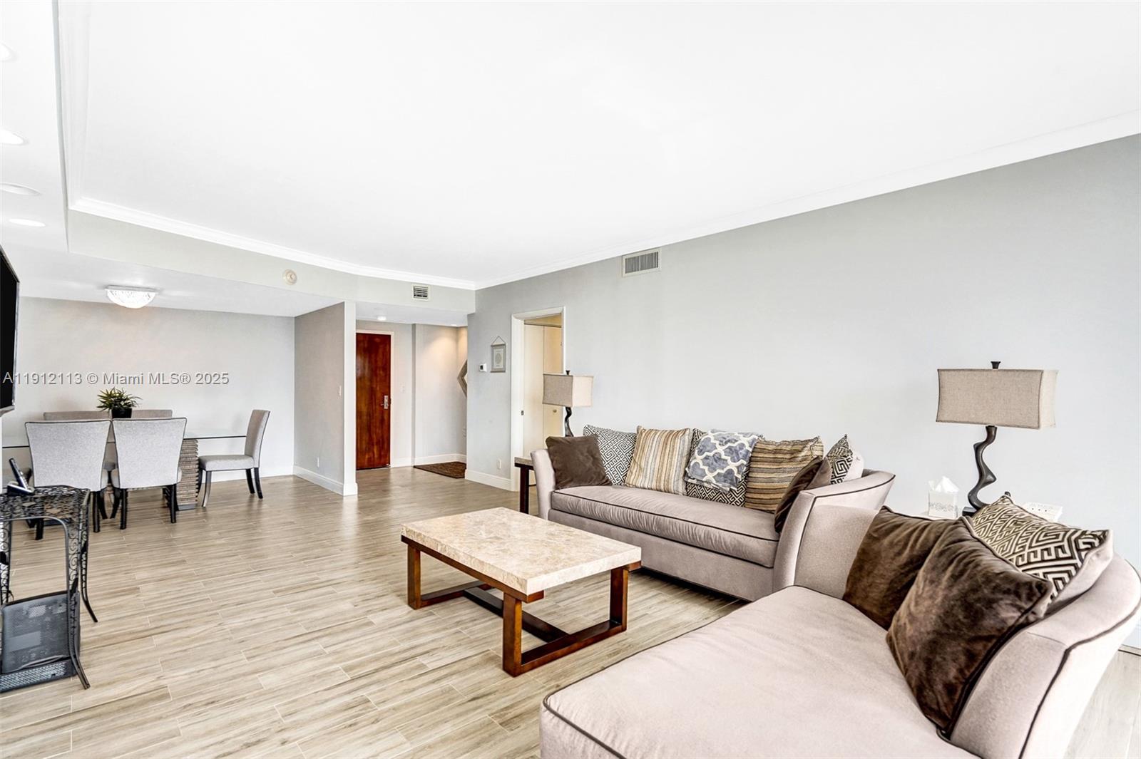 3000 ISL BLVD WILLIAMS IS - Residential Lease