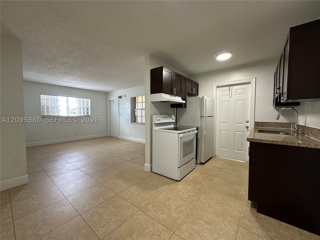 Photo of 2900 NE 17th Ave #118, Pompano Beach, FL 33064 (MLS # A12095860)