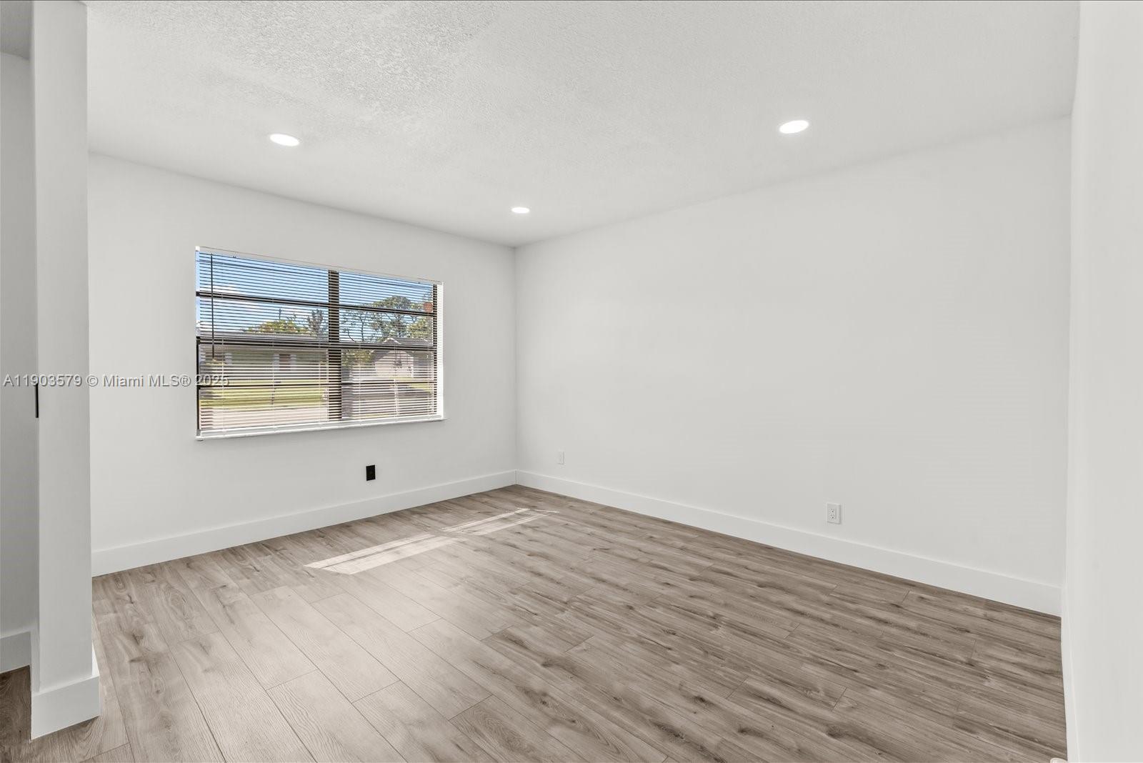 PORT ST LUCIE SECTION 28 - Residential