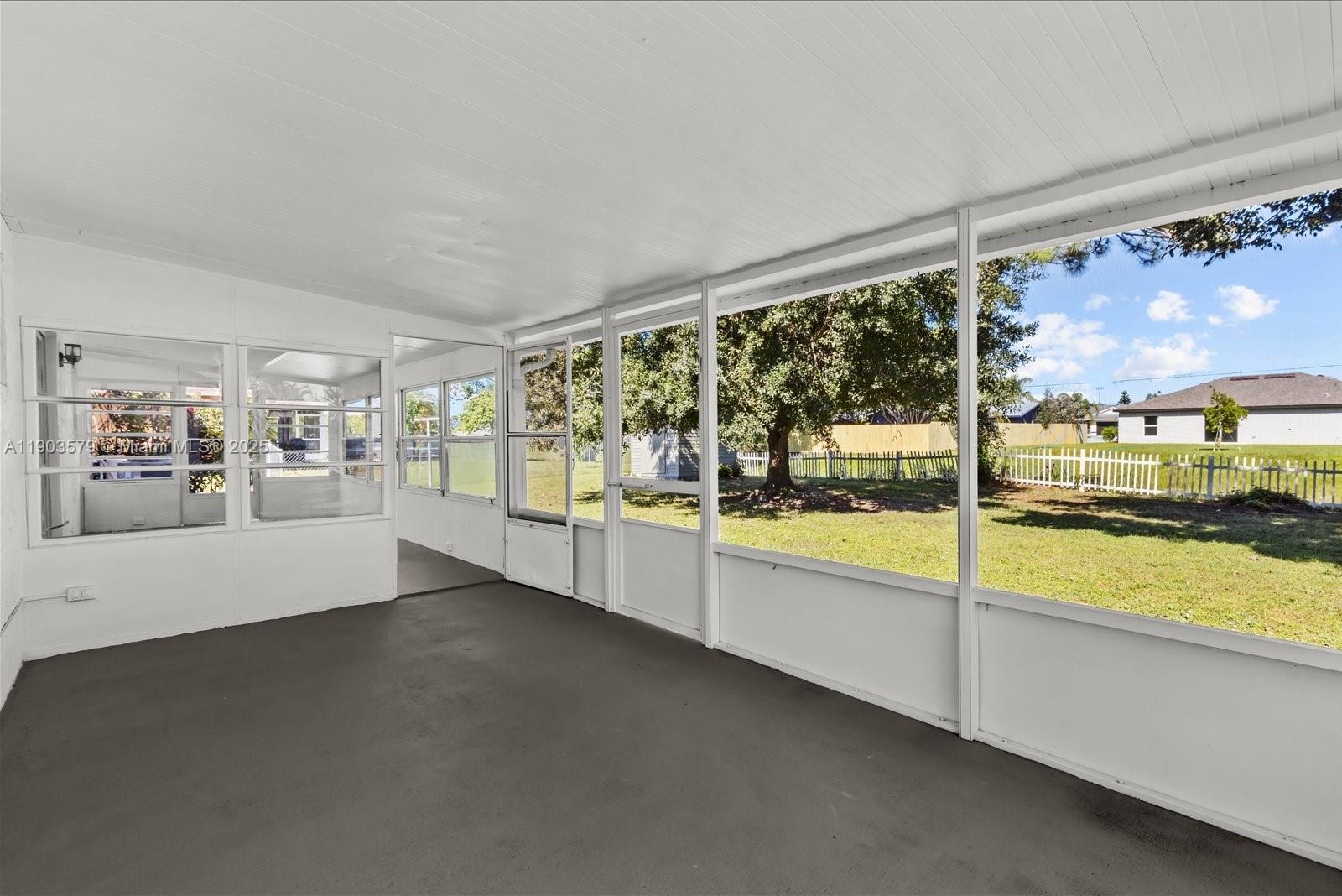 PORT ST LUCIE SECTION 28 - Residential