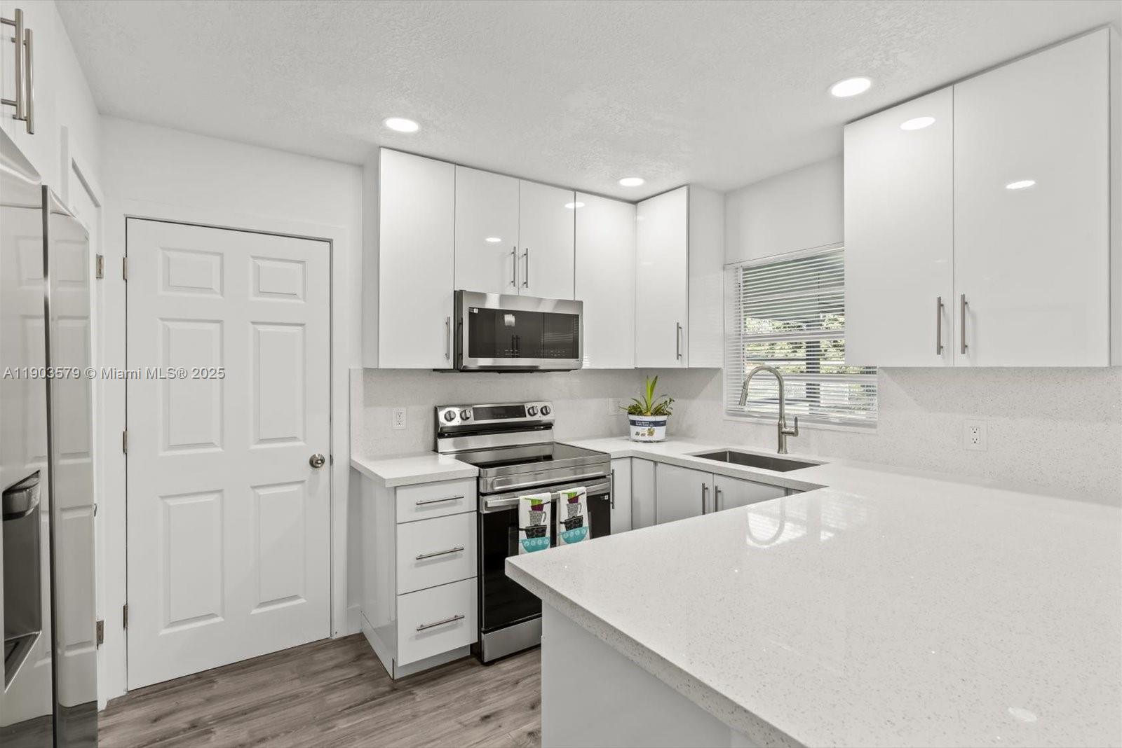 PORT ST LUCIE SECTION 28 - Residential