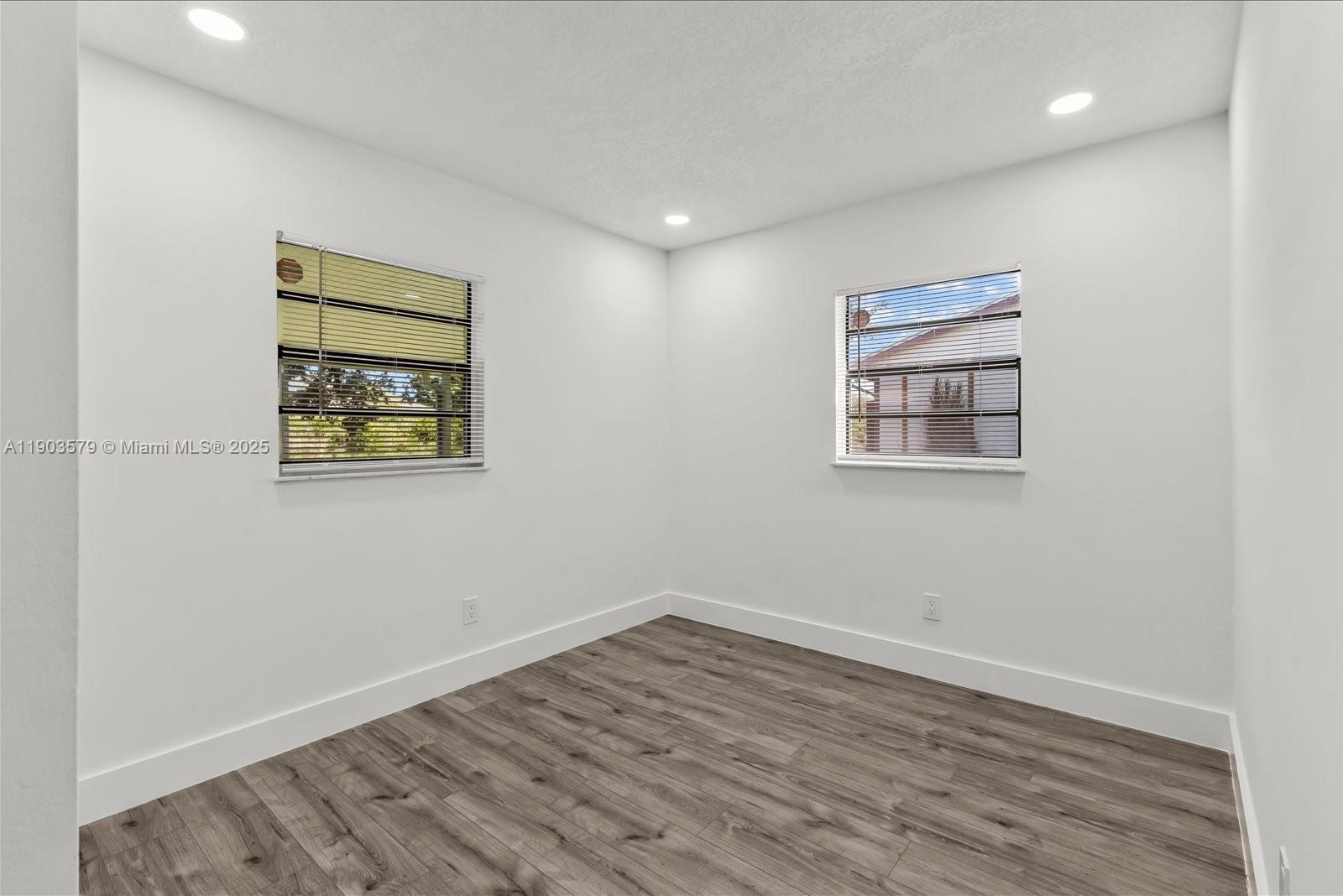 PORT ST LUCIE SECTION 28 - Residential