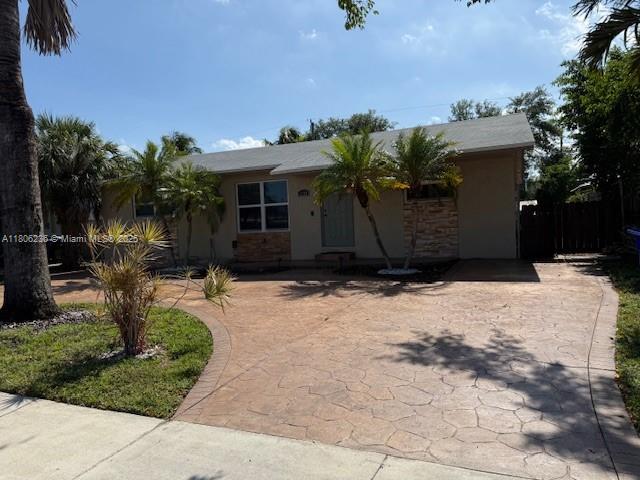 3130 N 73rd Ter
