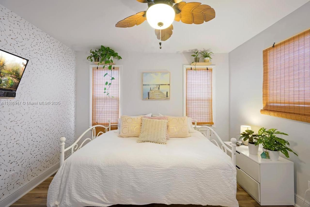 CHATEAU GARDENS CONDO - Residential
