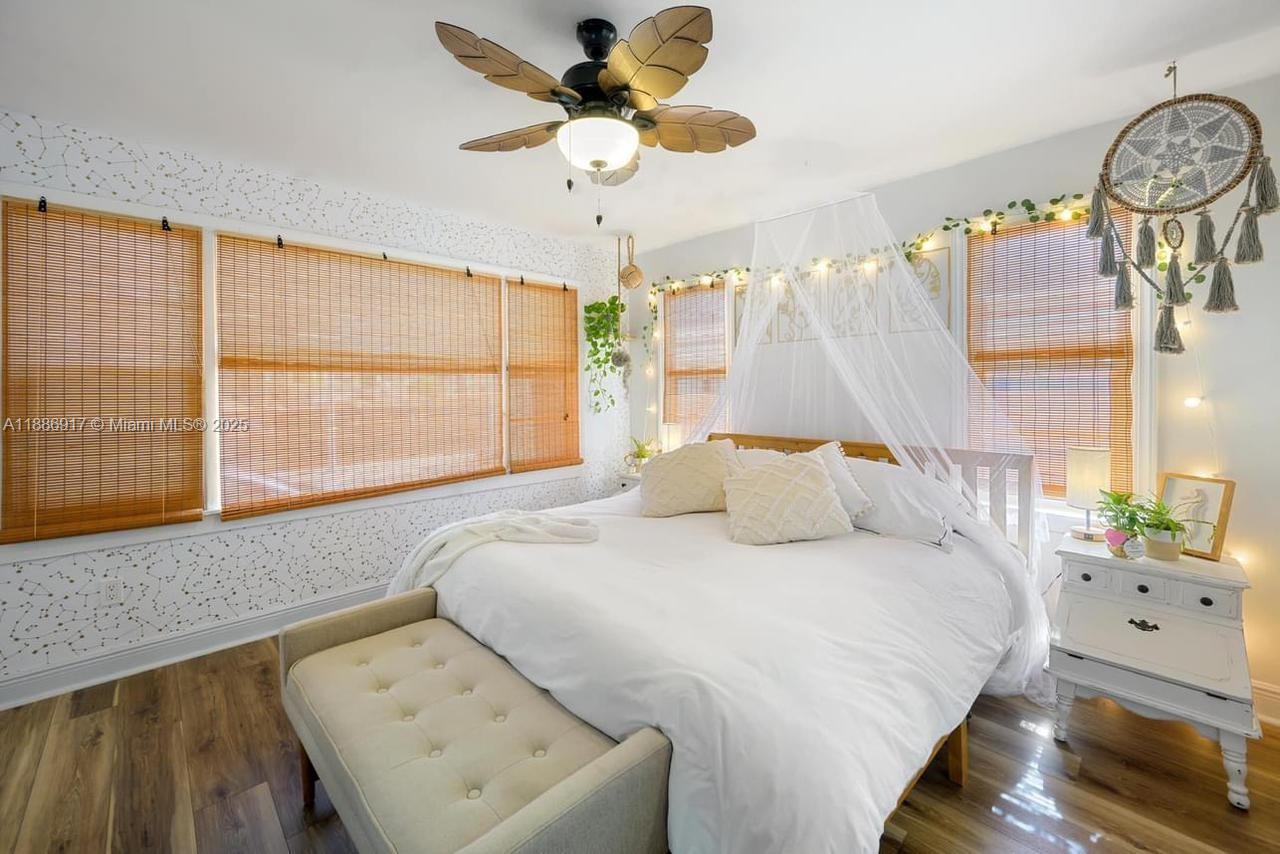 CHATEAU GARDENS CONDO - Residential