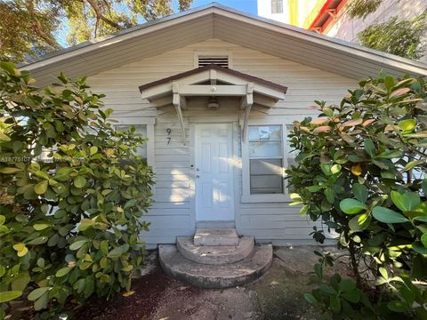 97 NW 27th St Miami FL 33127