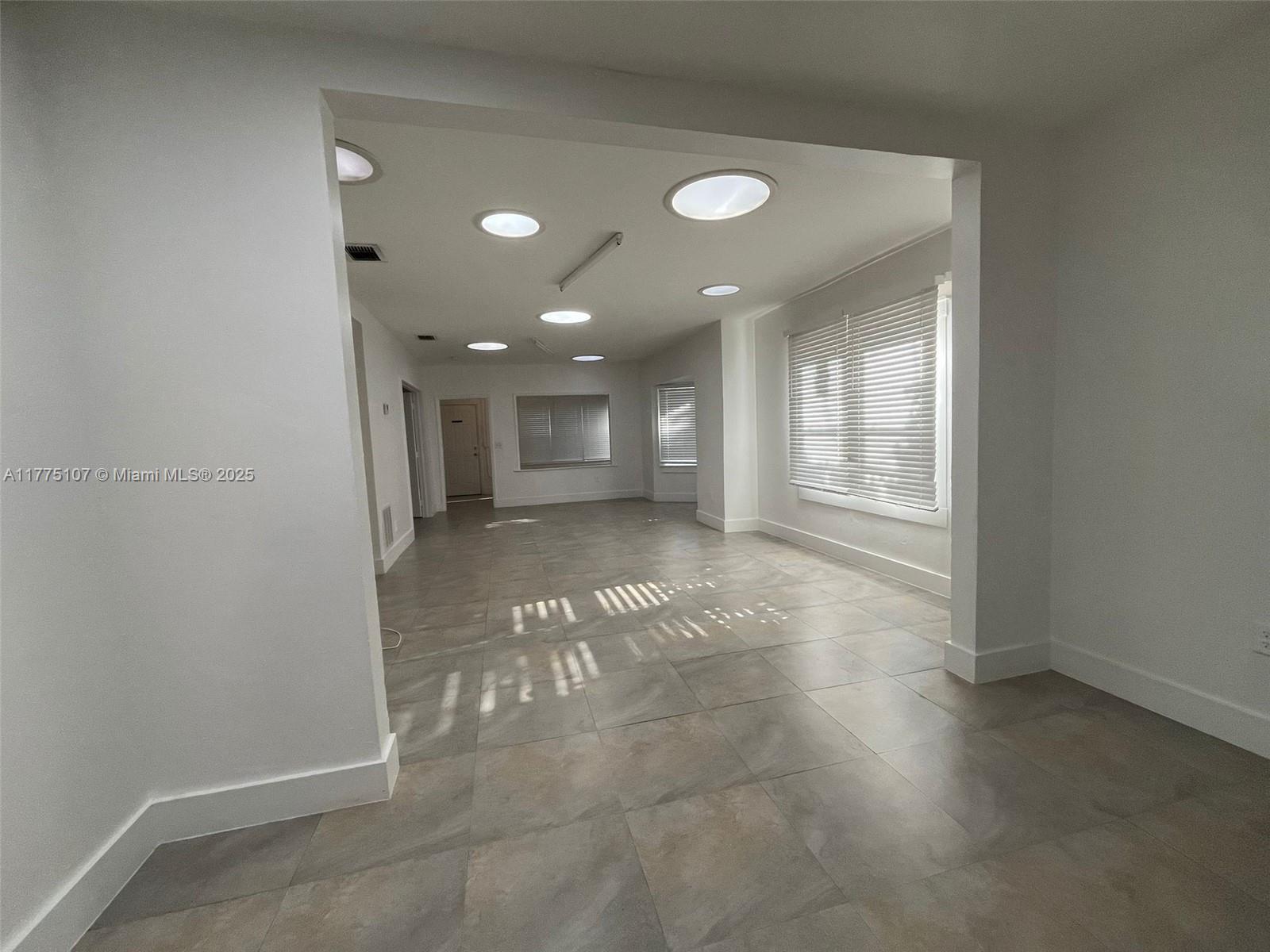 97 NW 27th St