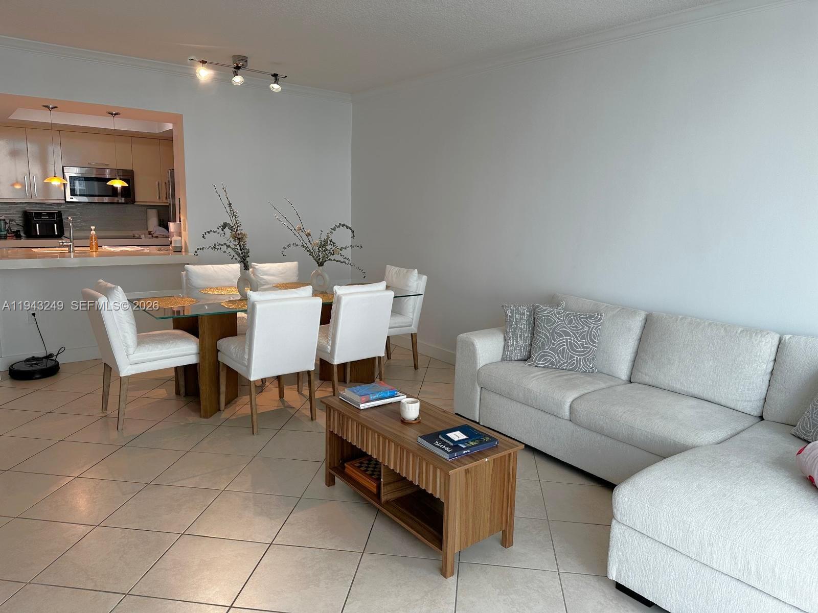 CITE CONDO - Residential Lease