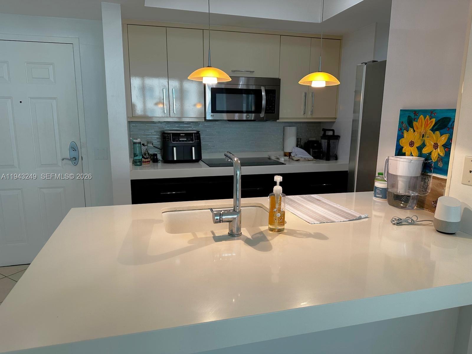 CITE CONDO - Residential Lease