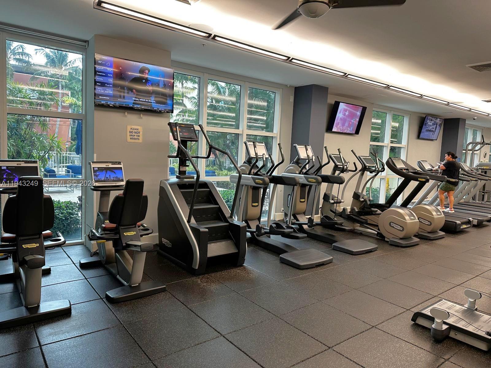 CITE CONDO - Residential Lease