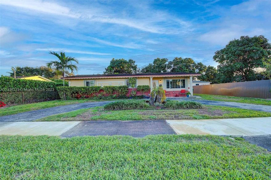This 4 bedroom 2 bathroom home is located in the heart of Miami Gardens, near the Gardens Promade Plaza and walking distance to Miami Carol City High School. It has an update white kitchen, den area, sizable utility room with a washer and dryer, newer roof, accordion shutters, large backyard with a covered patio and a circular drive way.