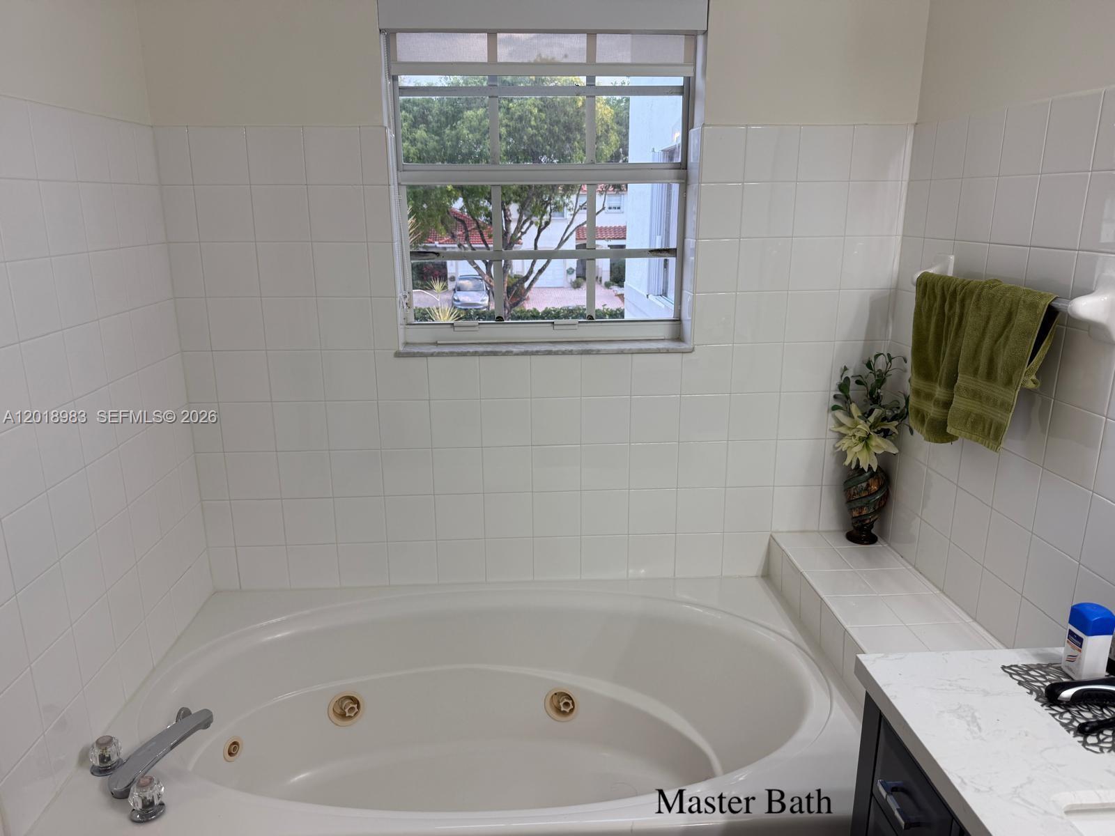 DORAL ISLES ANTIGUA - Residential