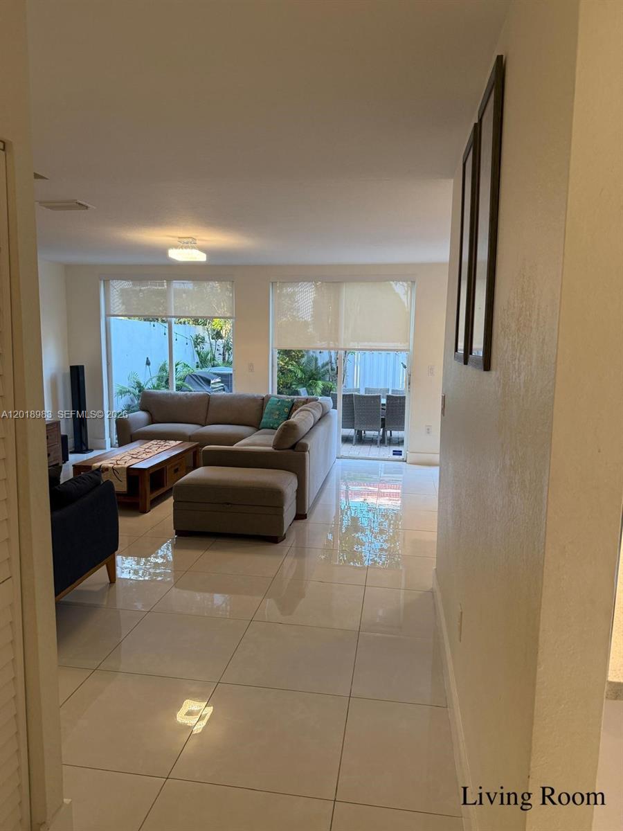 DORAL ISLES ANTIGUA - Residential