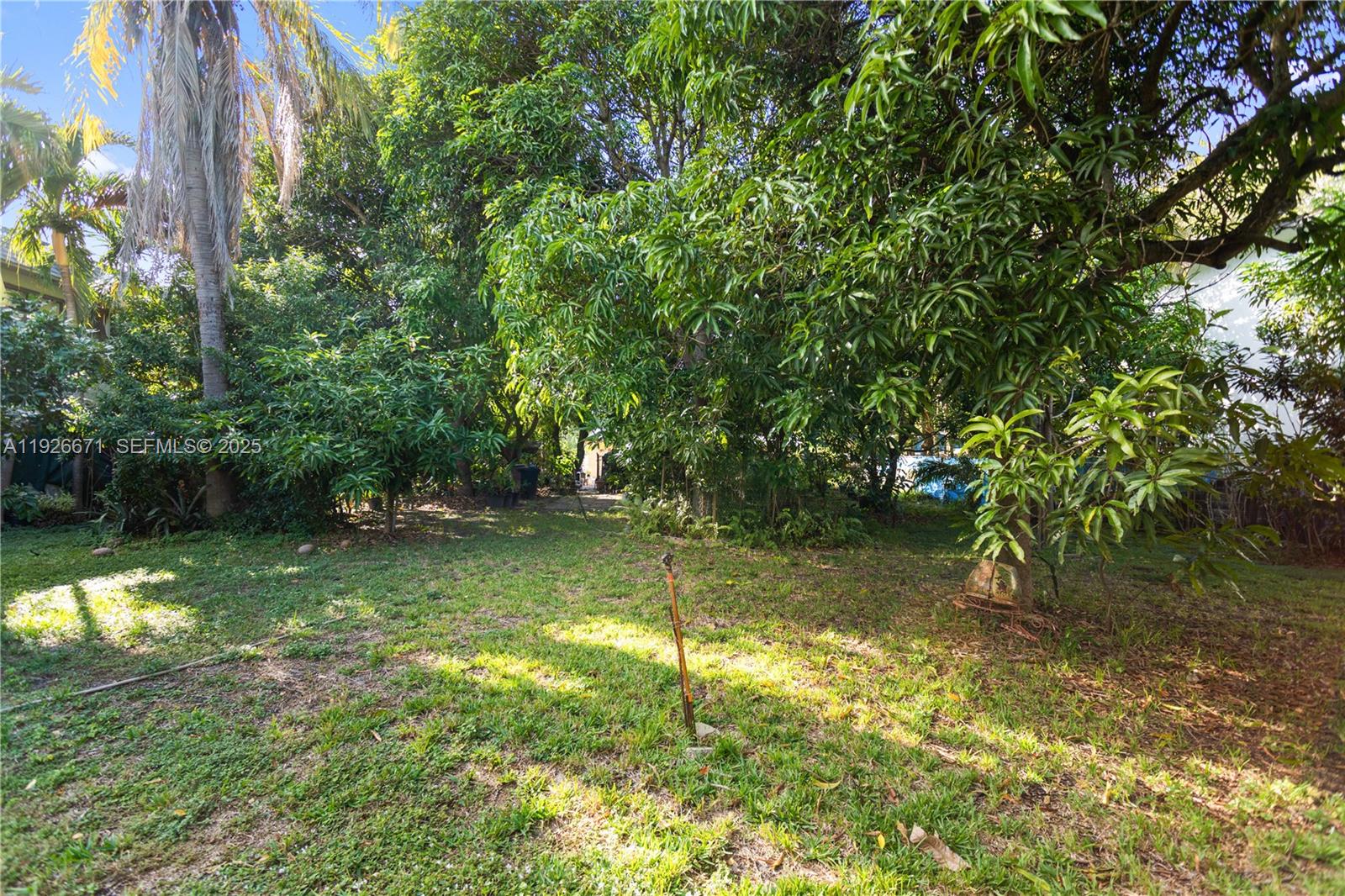 NORTH LAUDERDALE - Land