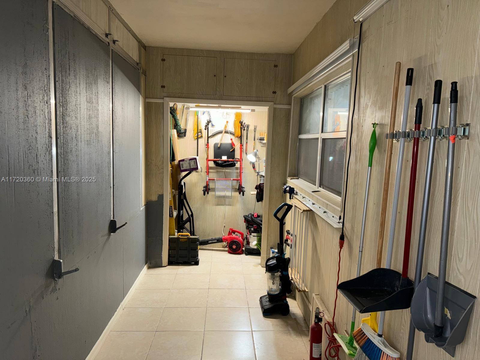 GREENS CONDO APTS PHASE I - Residential