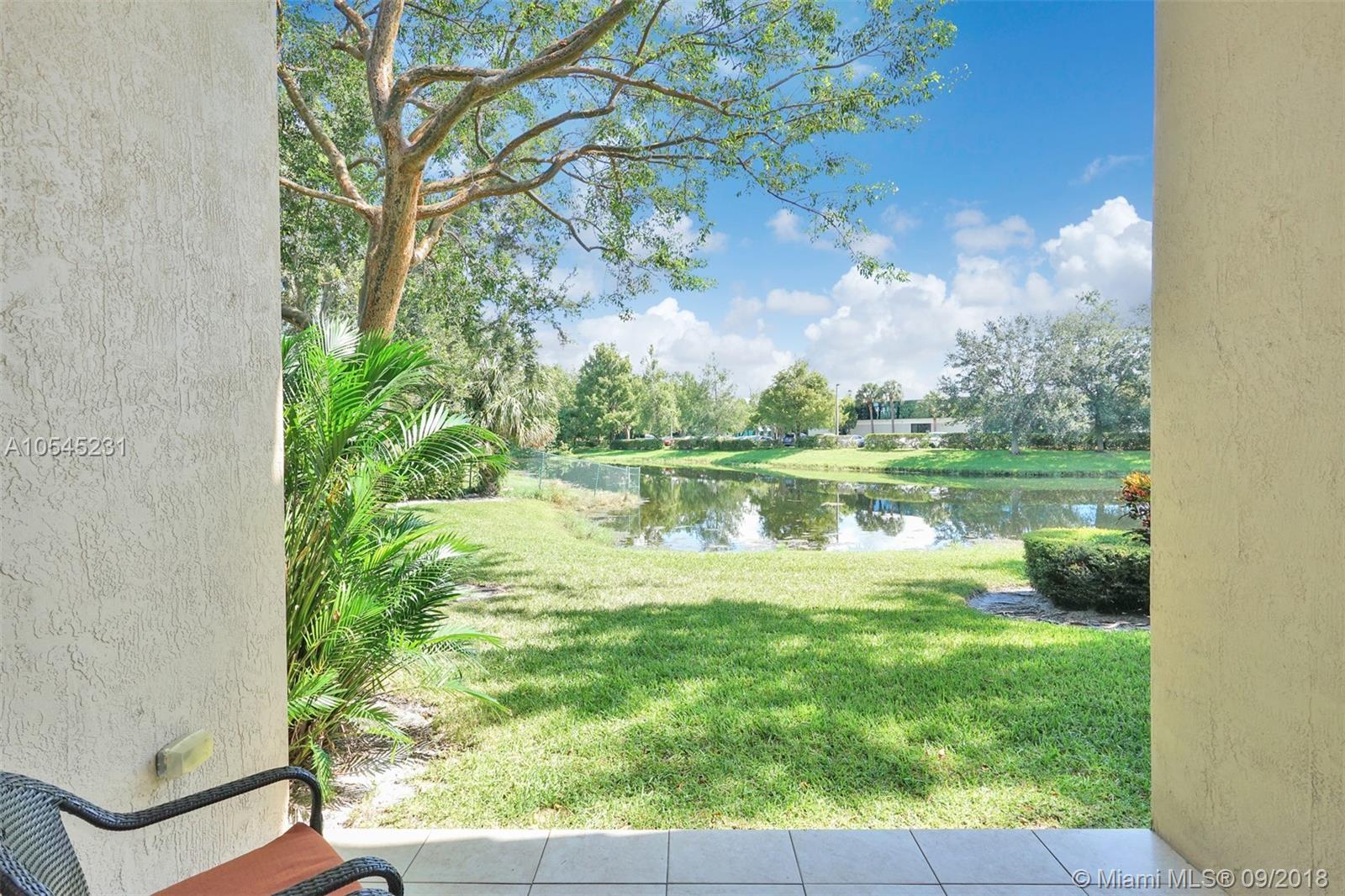 ROLLING HILLS GOLF & TENN - Residential