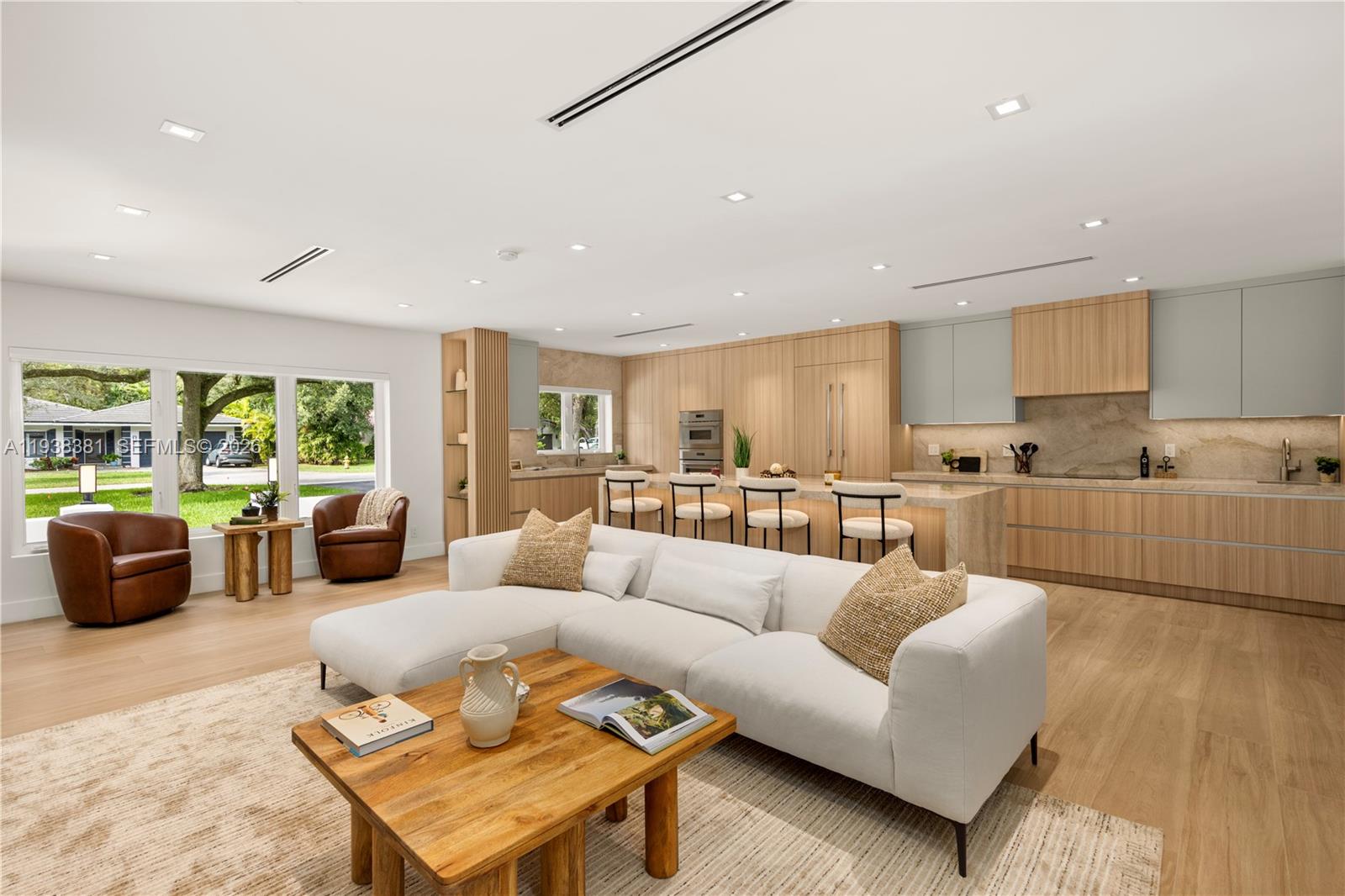 CORAL GABLES RIVIERA SEC - Residential
