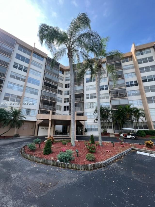 PARK PLACE CONDOMINIUM NO - Residential