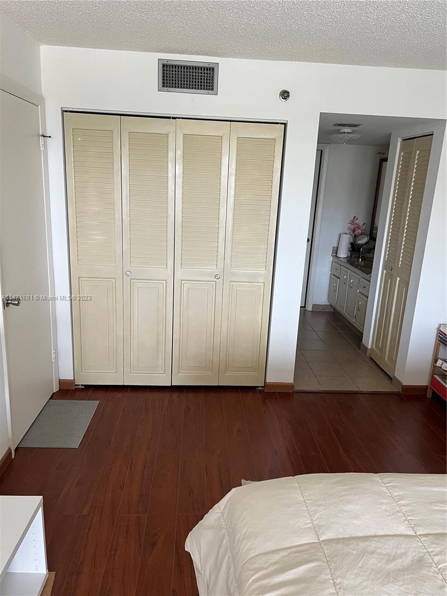 PARK PLACE CONDOMINIUM NO - Residential