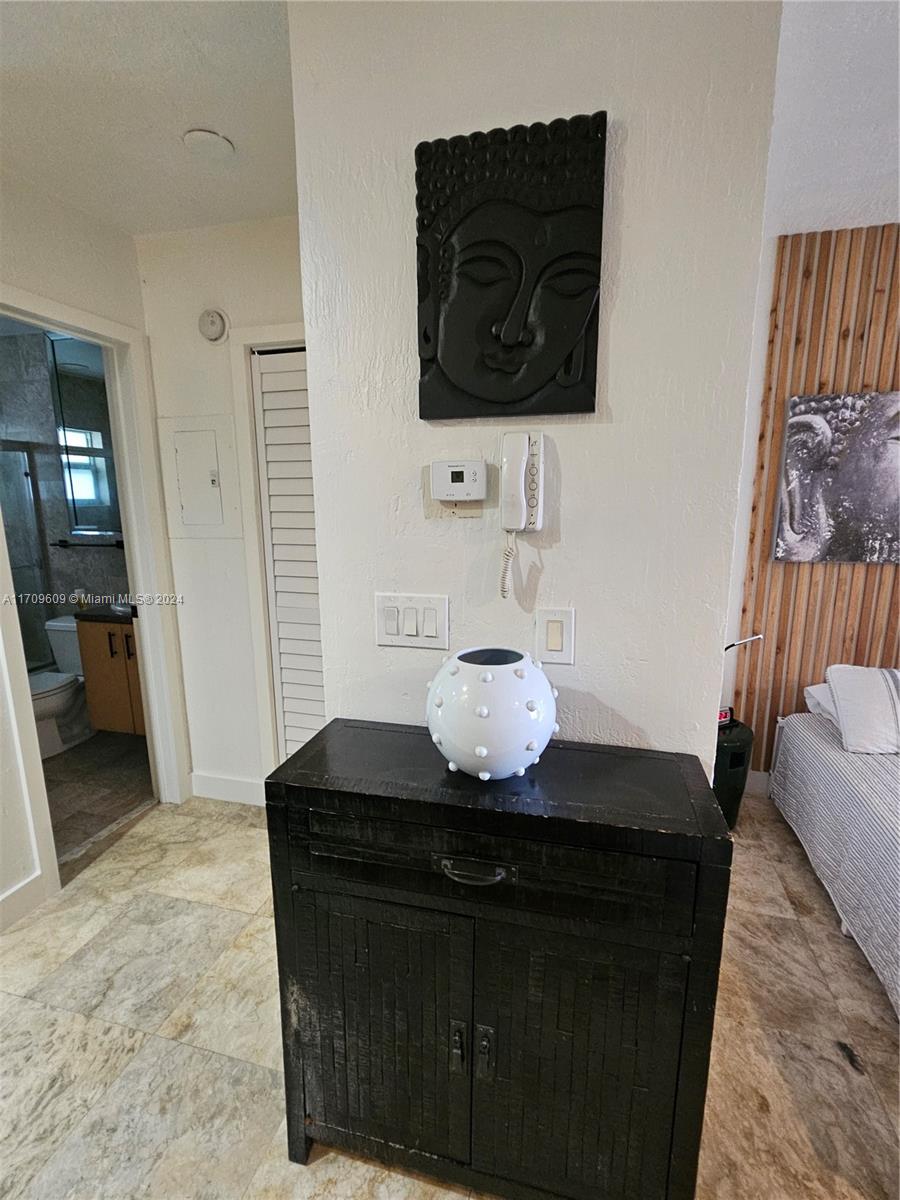 VILLA SUN RAY CONDO - Residential