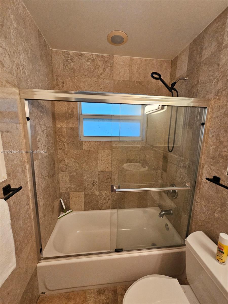 VILLA SUN RAY CONDO - Residential