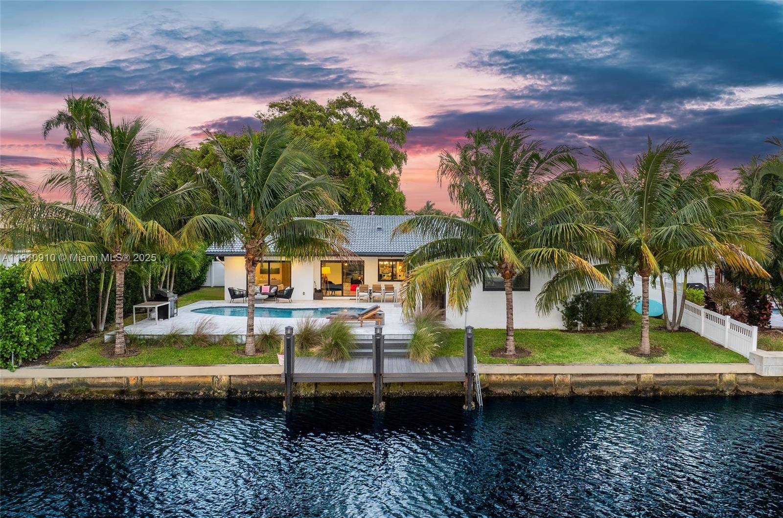 LANDINGS FIRST SEC - Residential Lease