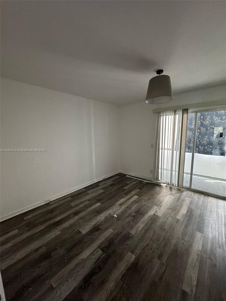 SUFFOLK AT CENTURY VILLAG - Residential Lease